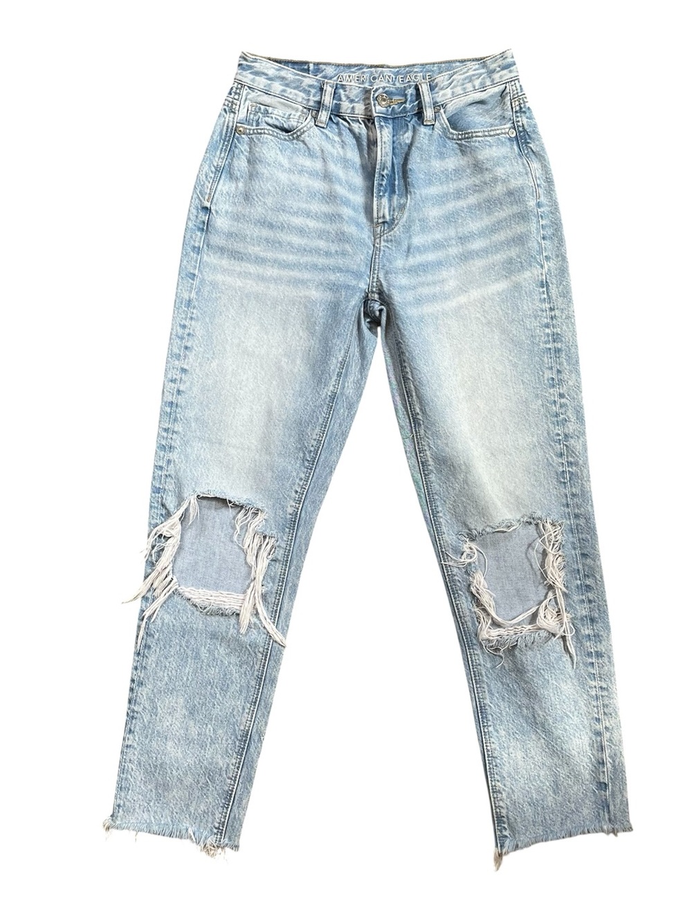 American Eagle Mom Jean High Rise Distressed light wash size 00